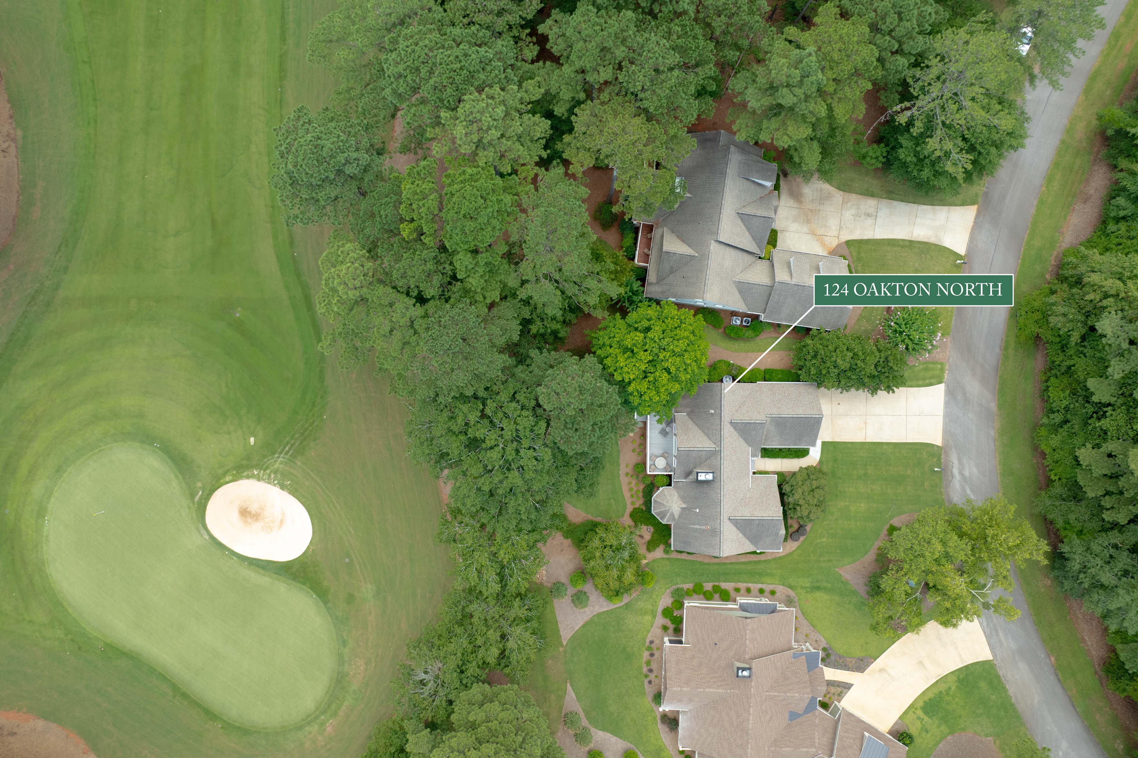124 Oakton North image 23
